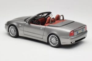 Maserati 4200 GT Spyder Cinzento Bburago 1:18 18-12019 Metal - imagem 7 de 8