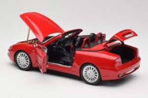 Maserati GT Spyder Vermelho Bburago 1:18 34097 Metal - imagem 7 de 8