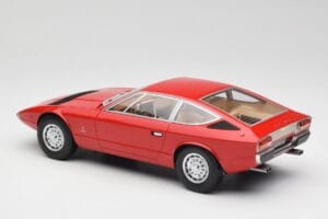 Maserati Khamsin Vermelho Minichamps 1:18 107123821 Resina - imagem 5 de 6