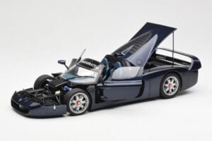 Maserati MC12 Road Car Azul Metallic AUTOart 1:18 75802 Metal - imagem 2 de 8