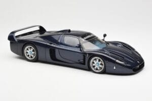 Maserati MC12 Road Car Azul Metallic AUTOart 1:18 75802 Metal - imagem 6 de 8