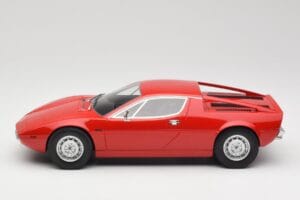 Maserati Merak Vermelho Minichamps 1:18 107123761 Resina - imagem 3 de 6