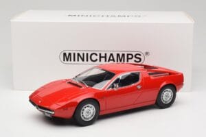 Maserati Merak Vermelho Minichamps 1:18 107123761 Resina - imagem 6 de 6