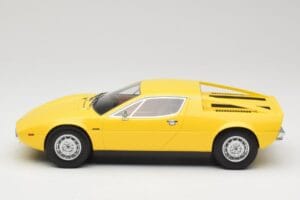 Maserati Merak Amarelo Minichamps 1:18 107123760 Resina - imagem 3 de 6