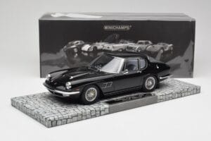 Maserati Mistral Preto Minichamps 1:18 107123421 Resina - imagem 6 de 6