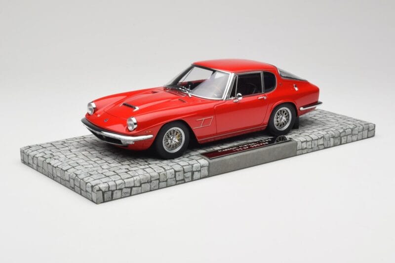 Maserati Mistral Vermelho Minichamps 1:18 107123422 Resina