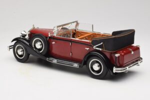 Maybach DS8 Zeppelin Vermelho Anson 1:18 30413 Metal - imagem 7 de 8