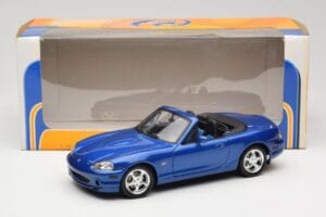 Mazda MX-5 NA 10th Anniversary Blue Metallic Gate 1:18 01071 Metal - imagem 8 de 8