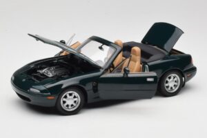 Mazda MX-5 NA Emerald Green Gate 1:18 01017 Metal - imagem 2 de 8