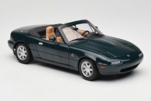 Mazda MX-5 NA Emerald Green Gate 1:18 01017 Metal - imagem 6 de 8