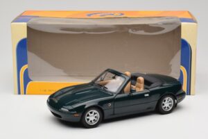 Mazda MX-5 NA Emerald Green Gate 1:18 01017 Metal - imagem 8 de 8