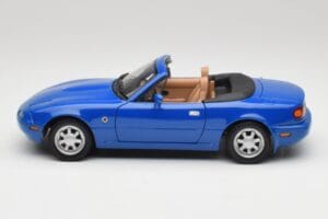 Mazda MX-5 NA Twilight Azul Mica Gate 1:18 1013 Metal - imagem 4 de 8
