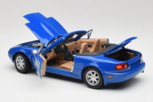 Mazda MX-5 NA Twilight Azul Mica Gate 1:18 1013 Metal - imagem 5 de 8