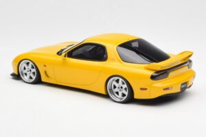 Mazda RX-7 FD Type R Bathurst R Amarelo Otto 1:18 OT397 Resina - imagem 5 de 6