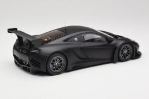 McLaren 12C GT3 Carbon Mate Preto Minichamps 1:18 151121390 Metal - imagem 2 de 6