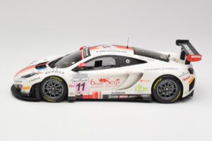 McLaren 12C GT3 #11 Art Grand Prix C. Leclerc / N. Parisy / A. Soucek Spa 24 Hours 2013 Minichamps 1:18 151131311 Metal - imagem 3 de 6
