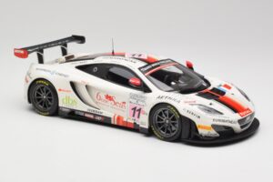 McLaren 12C GT3 #11 Art Grand Prix C. Leclerc / N. Parisy / A. Soucek Spa 24 Hours 2013 Minichamps 1:18 151131311 Metal - imagem 4 de 6