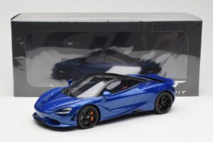 McLaren 750S Azul GT Spirit 1:18 GT458 Resina - imagem 6 de 6