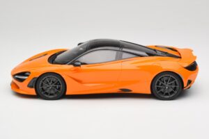 McLaren 750S McLaren Orange TopSpeed 1:18 TS0547 Metal - imagem 3 de 6