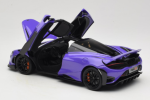 McLaren 765LT Roxo HPD 1:18 HPD18005 Metal - imagem 5 de 8