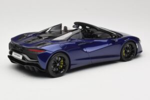 McLaren Artura Spider Roxo GT Spirit 1:18 GT515 Resina - imagem 2 de 6