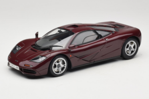 McLaren F1 Burgundy Red GT Spirit 1:18 GT534 Resina