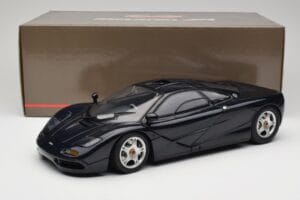 McLaren F1 Dark Blue Metallic Minichamps 1:12 530133128 Metal - imagem 9 de 9