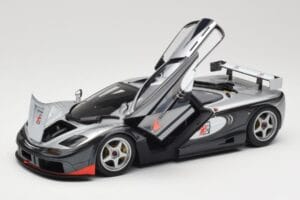 McLaren F1 GTR Adrenaline Program Minichamps 1:18 530133512 Metal - imagem 2 de 8