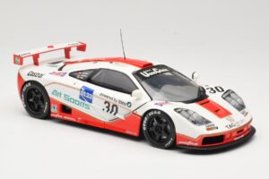 McLaren F1 GTR GT1 #30 West Competition J. Nielsen 1996 UT Models 1:18 39624 Metal - imagem 6 de 8