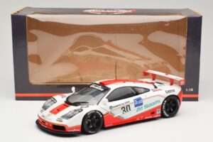 McLaren F1 GTR GT1 #30 West Competition J. Nielsen 1996 UT Models 1:18 39624 Metal - imagem 8 de 8