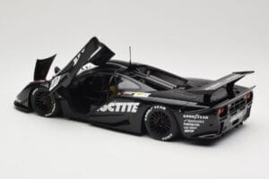McLaren F1 GTR Gulf Team Davidoff #41 T. Bscher / E. Pirro / R. Capello 24 Hours of Le Mans 1998 Minichamps 1:18 530133841 Me - imagem 5 de 8