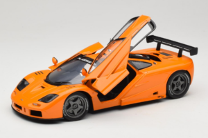 McLaren F1 Le Mans Orange UT Models 1:18 530151890 Metal - imagem 2 de 8