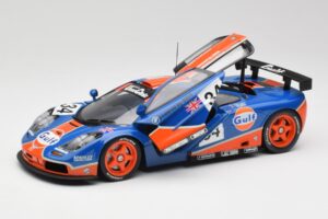 McLaren F1 GTR #34 Gulf Racing 1996 UT Models 1:18 39621 Metal - imagem 2 de 8