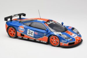 McLaren F1 GTR #34 Gulf Racing 1996 UT Models 1:18 39621 Metal - imagem 6 de 8