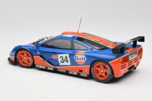 McLaren F1 GTR #34 Gulf Racing 1996 UT Models 1:18 39621 Metal - imagem 7 de 8