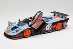McLaren F1 GTR #39 R. Bellm / A. Gilbert-Scott 24 Hours of Le Mans 1997 Minichamps 1:18 530133739 Metal - imagem 2 de 8
