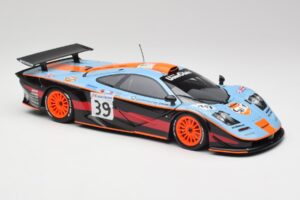 McLaren F1 GTR #39 R. Bellm / A. Gilbert-Scott 24 Hours of Le Mans 1997 Minichamps 1:18 530133739 Metal - imagem 6 de 8