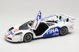 McLaren F1 GTR #9 P. Kox / R. Ravaglia FIA GT Championship 1997 UT Models 1:18 39711 Metal - imagem 2 de 8