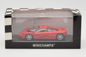 McLaren F1 Vermelho Minichamps 1:43 433133438 Metal - imagem 4 de 4