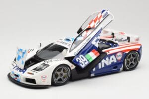 McLaren F1 GTR Team Bigazzi #39 N. Piquet / A. Cecotto / D. Sullivan 24 Hours of Le Mans 1996 Minichamps 1:18 530133639 Metal - imagem 2 de 8