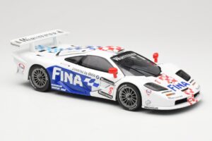 McLaren F1 GTR #8 Team BMW J-J. Lehto / S. Soper FIA GT Championship 1997 UT Models 1:18 39710 Metal - imagem 6 de 8