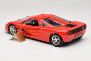 McLaren F1 High Mirror Light Red Guiloy 1:18 67505 Metal - imagem 7 de 8