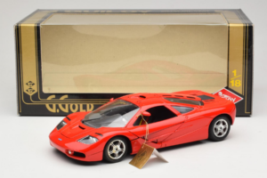 McLaren F1 High Mirror Light Red Guiloy 1:18 67505 Metal - imagem 8 de 8