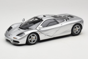 McLaren F1 Prata LCD 1:18 LCD18014-SI Metal