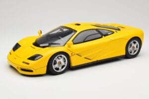 McLaren F1 Amarelo Minichamps 1:12 530133121 Metal