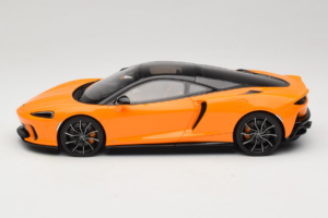 McLaren GTS Laranja GT Spirit 1:18 GT957 Resina - imagem 3 de 6