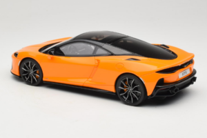 McLaren GTS Laranja GT Spirit 1:18 GT957 Resina - imagem 5 de 6