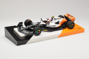 McLaren MCL60 #4 L. Norris McLaren F1 Team Monaco Grand Prix 2023 Minichamps 1:18 533232504 Resina - imagem 2 de 7