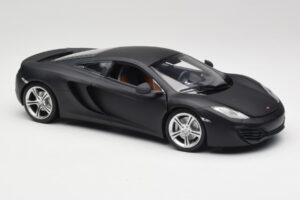 McLaren MP4-12C Matt Satellite Cinzento Minichamps 1:18 110133024 Metal - imagem 6 de 8