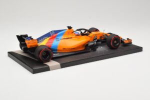 McLaren MCL33 Renault #14 F. Alonso Last F1 Race Abu Dhabi GP 2018 Minichamps 1:18 537183914 Metal - imagem 3 de 6